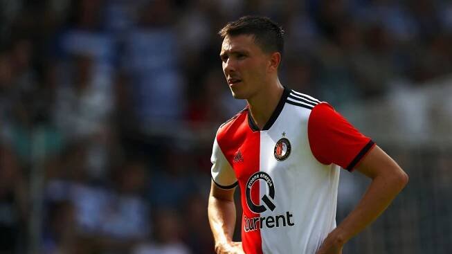 Eredivisie round-up: Feyenoord extend winning streak to five league matches