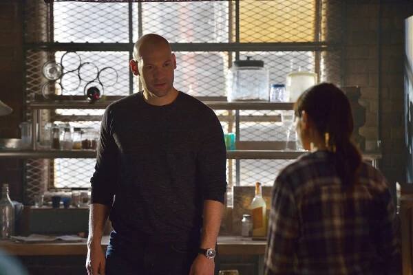 Agresivní virus - Occido Lumen - Z filmu - Corey Stoll