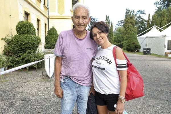 Muzikant Ivo Pavlík (†84) zemřel týden po mejdanu s Heidi! Po boku manželky ještě rozdával úsměvy