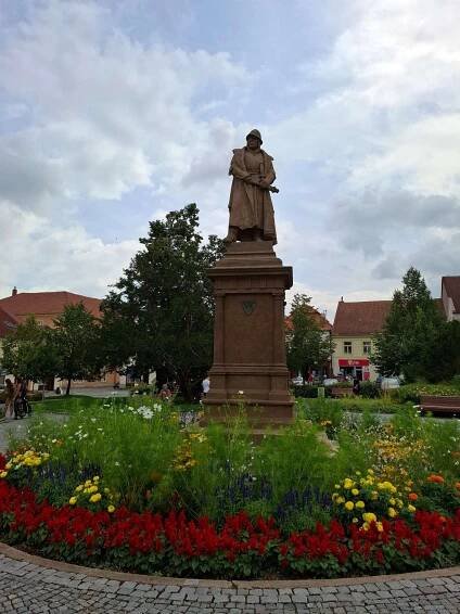 Pomník Jana Žižky - Čáslav - Architektonické památky - Architektonické doplňky - plastiky, kašny, pomníky ... - Středočeský