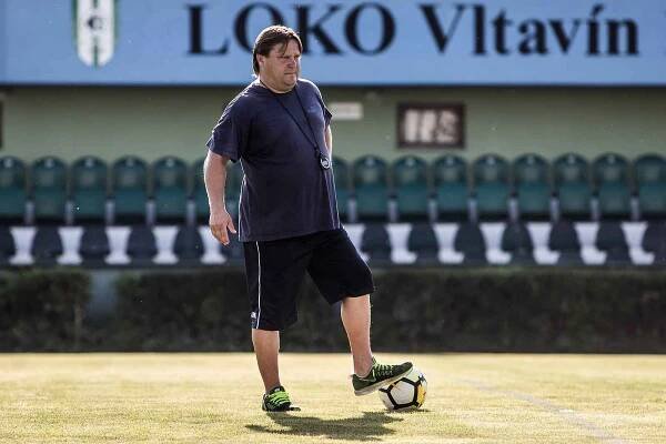Nová éra na Žižkově. Vavruška skončil jako kouč, teď dohlíží na děti - Deník.cz