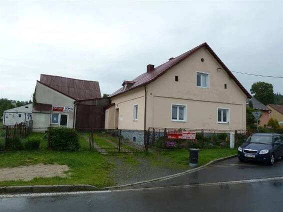 Exekutoři dražili byty, domy i pozemky: PODÍVEJTE SE, za kolik je prodali