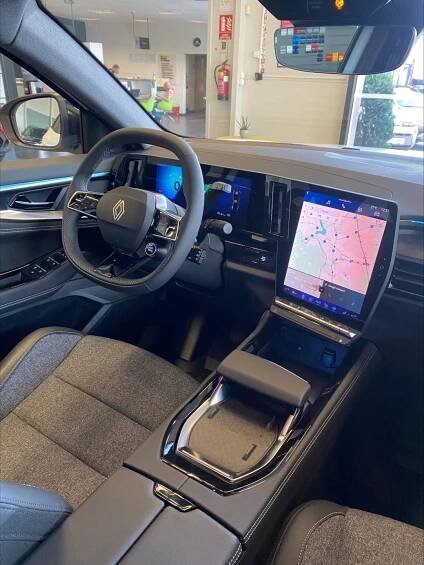 Renault Rafale techno E-Tech full hybrid 200