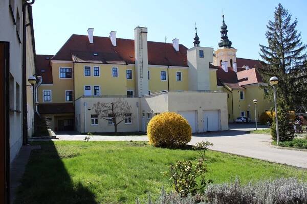 Domov z venku – Domov pro seniory Strážnice