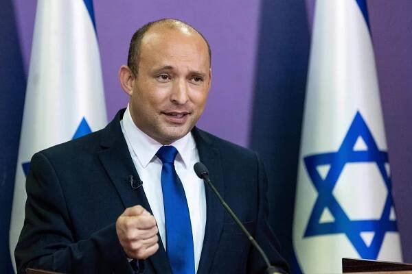 Izrael jako první na světě začne s přeočkováním vakcínou Pfizer. Nabídne ji osobám starším 60 let