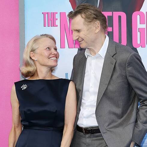 Sestra Natasha Richardsonová reaguje na Pamelu Andersonovou, Liam Neeson Pic