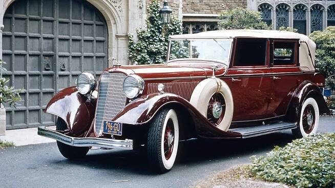 A 1933 Lincoln KB