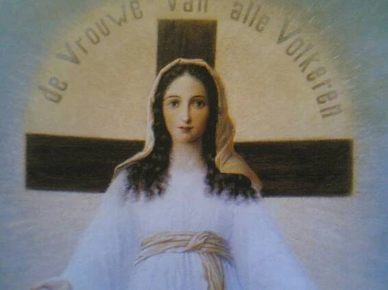 Oddanost Matce všech národů: modlitba diktovaná Madonnou