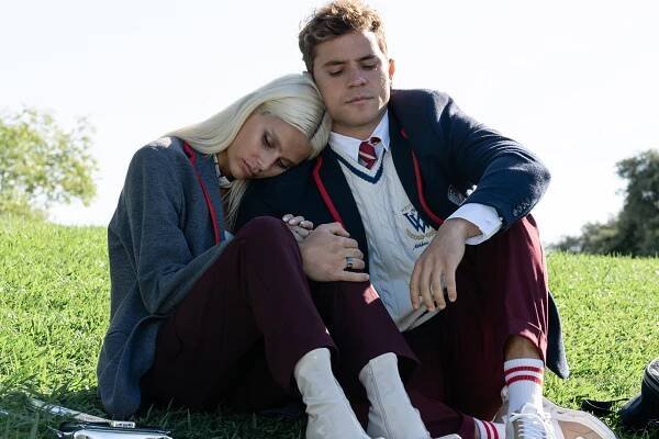 Isadora (Valentina Zenere) and Iván (André Lamoglia) in 'Élite' Season 8
