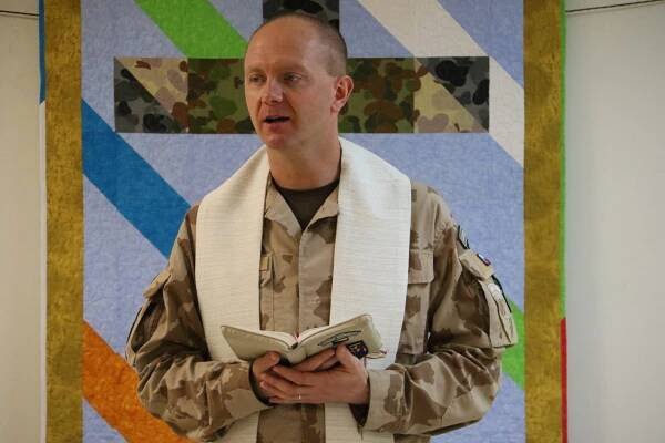 Hlavní náplní vojenských duchovních je služba přítomnosti, říká hlavní kaplan AČR Jaroslav Kníchal - ARMYmag.cz