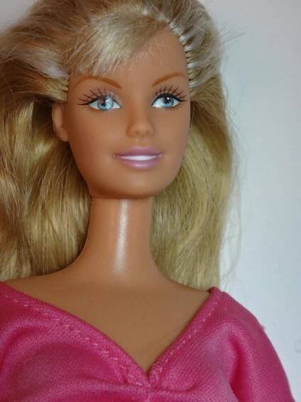 Panenka Barbie - Hračky