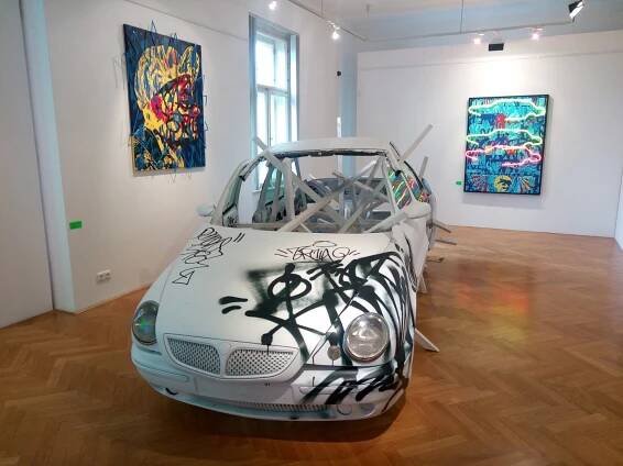 Babylon Michala Škapy ve Ville Pellé | České galerie / Moderní umění a současná malba, aktuální výstavy