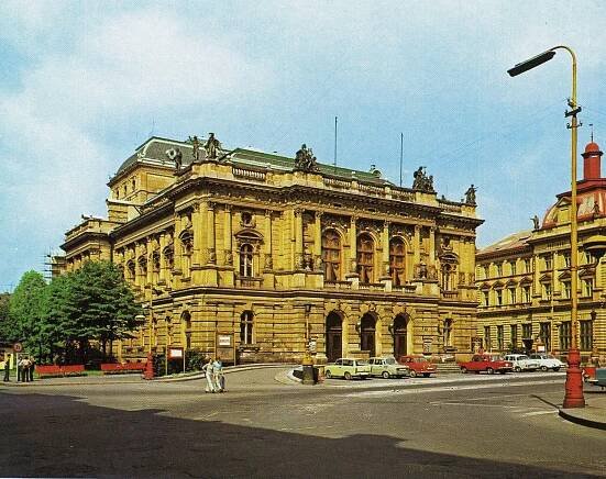Náměstí Dr.E.Beneše :: Liberec a okolí