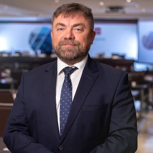 Mr. Slawomir Zajac is the Treasurer of the ANNA Management Body.