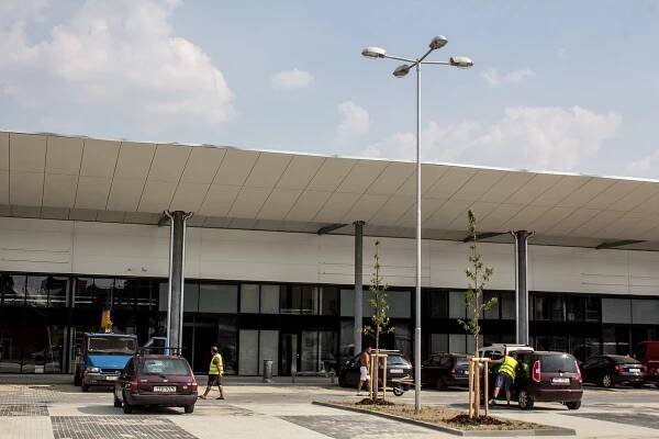 Stavba nákupního parku Bělidla jde do finále, obchody otevřou na podzim - OLOMOUC.CZ