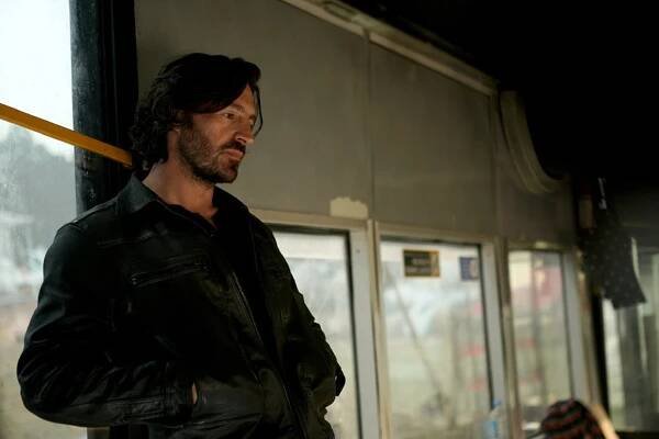 La Brea - The Fog - Z filmu - Eoin Macken