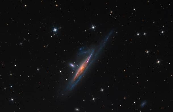 NGC1532a.jpg