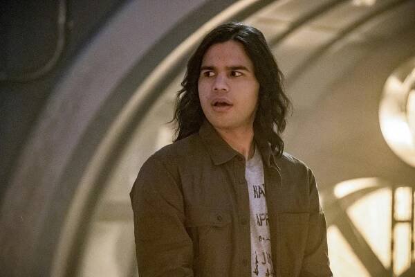 Flash - Enter Flashtime - Z filmu - Carlos Valdes