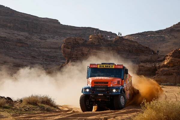 Macík si opět upevnil vedení na Rallye Dakar, Prokop je stále sedmý