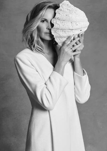 Elle MacPherson | D`Management