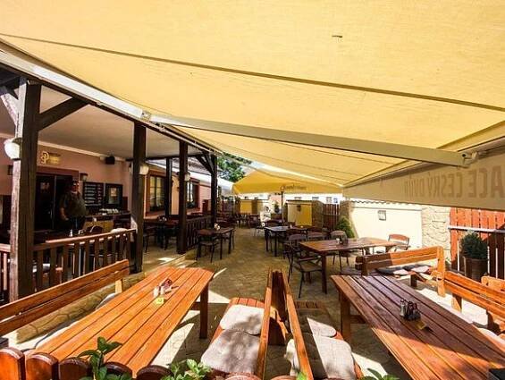 Restaurace a Penzion ČESKÝ DVŮR  foto 5