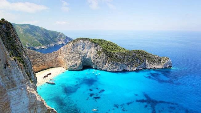 Ostrov Zakynthos: Zaplavete si se želvami, prozkoumáte lodní vraky i mořské jeskyně