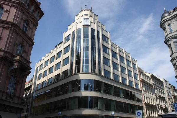 HubHub Palác ARA v Praze – StavbaWeb