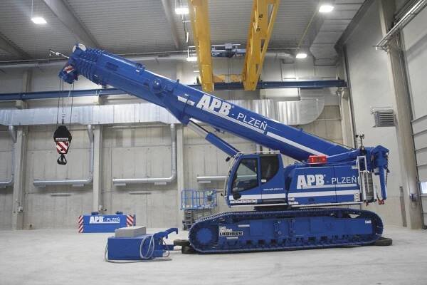 Jeřáb do 100 t LIEBHERR LTR 1100 » APB Plzeň - zemní práce, demolice, doprava a přeprava, autojeřáby