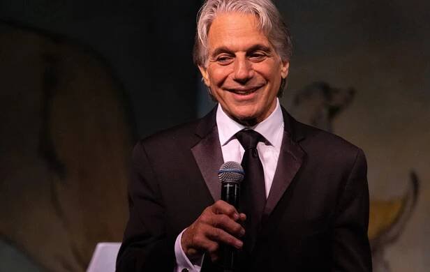 Tony Danza Standards & Stories – Love Productions