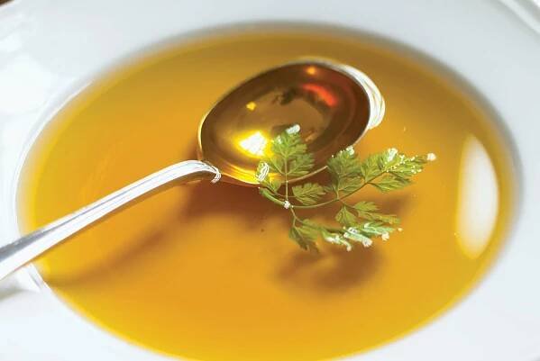 What's the Difference Between Consommé and Stock?