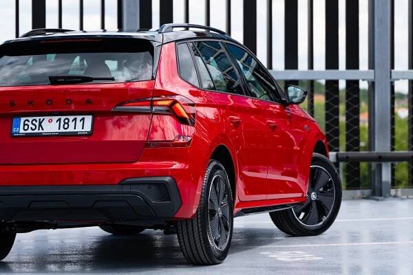 Nejprodávanější SUV českého trhu po modernizaci trochu zlenivělo. Je ale hezčí než kdy dřív a nabízí vychytávku luxusních aut