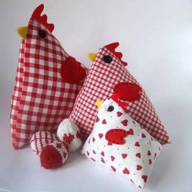 Fabric Chicken Roundup - Sugar Bee Crafts Origami, Sewing, Softie Pattern, Knutselen, Oster, Artesanato, Sew, Pattern