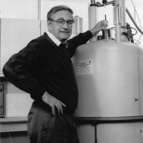 Richard R. Ernst, Nobelist Who Paved Way for M.R.I., Dies at 87