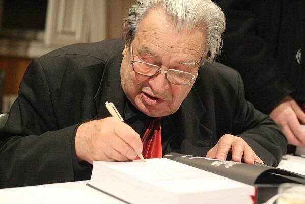 Tři nové knihy přibližují dějiny Provázku