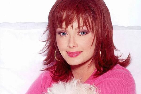 LOS ANGELES - CIRCA 2005: Singer Naomi Judd poses for a portrait circa 2005 in Los Angeles, California. (Photo by Harry Langdon/Getty Images)