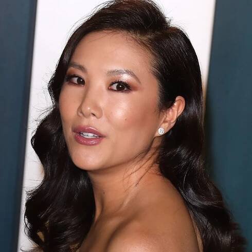 Ally Maki with lavender eyeshadow aand retro waves