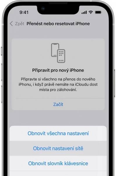 iPhone zobrazující obrazovku Přenést nebo resetovat iPhone. 