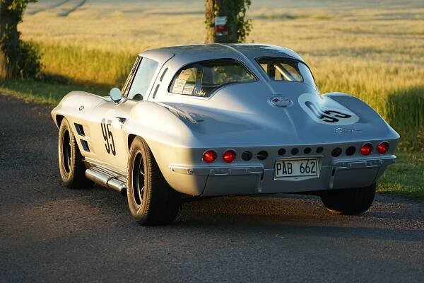 Corvette Stingray C2 Dělené okno