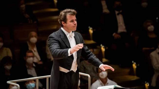 Jakub Hrůša představí perly české hudby v Edinburku a na BBC Proms v Londýně