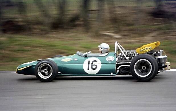 File:1970 Brands Hatch Race of Champions Jack Brabham BT33.jpg - Wikimedia Commons