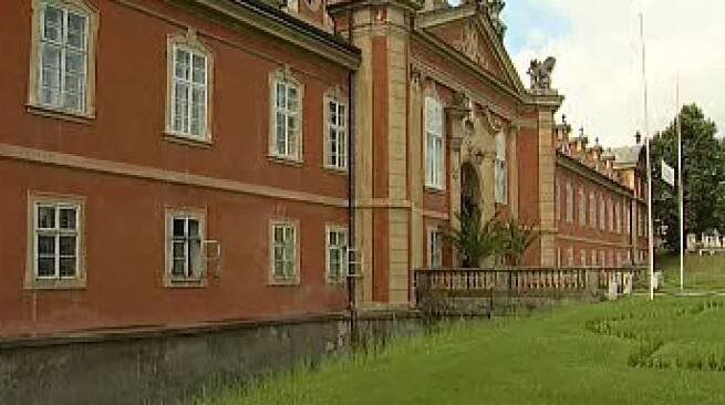 Colloredo-Mansfeld nevybojoval u NS vybavení zámku Dobříš