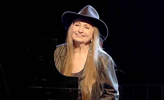 Bobbie Nelson, Willie Nelson's Sister and Bandmate, Dead at 91