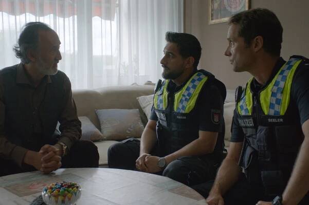 Policie Hamburk - Der Preis der Lüge (S19E22) (2025)
