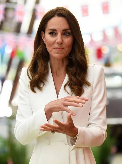 Every Time Kate Middleton’s Jewelry Paid Tribute to Princess Diana