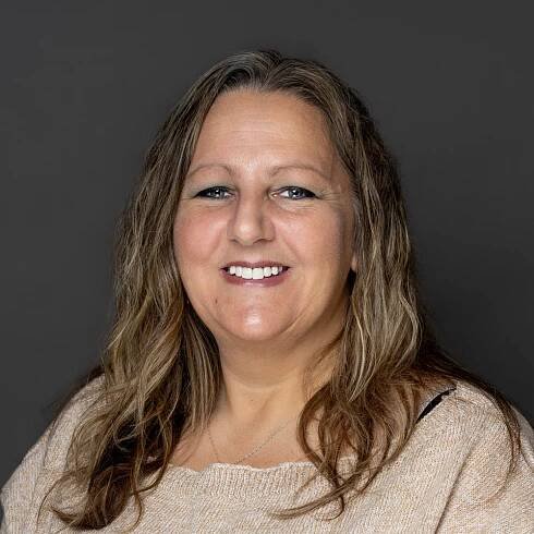 pappas-moves-mobile-veterinary-medicine-assistant