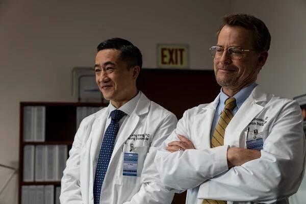 Sight - Z filmu - Terry Chen, Greg Kinnear
