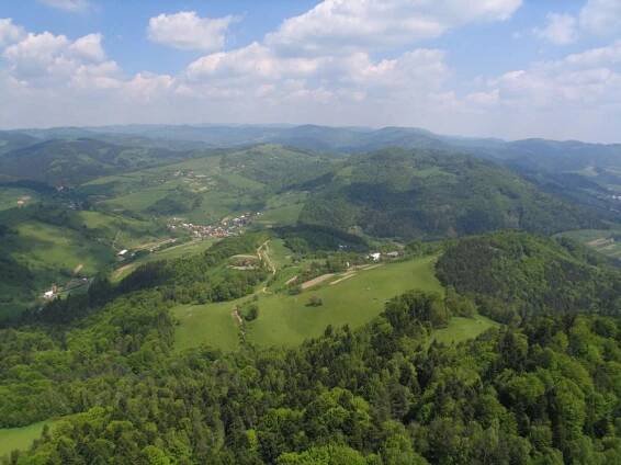 Letecké snímky našej obce z roku 2004
