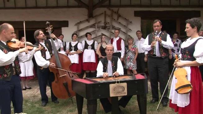 CIMBÁLOVÁ MUZIKA MAJERÁN