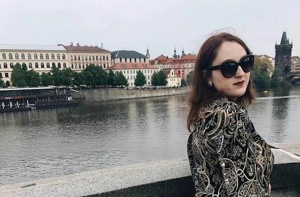 „Každý by si měl dávat pozor na to, co sdílí, nehledě na profesi,“ zastává Andrea H.
