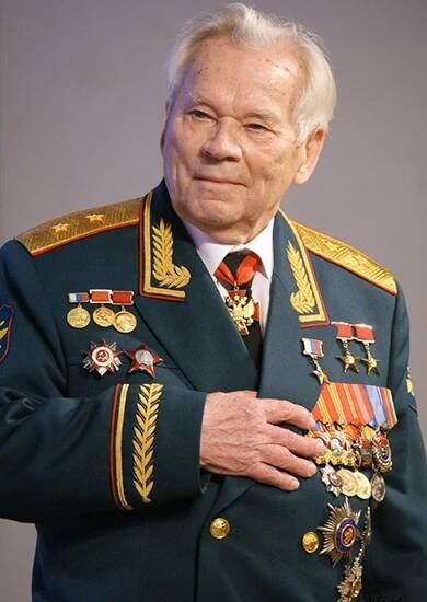 Michail Kalašnikov foto